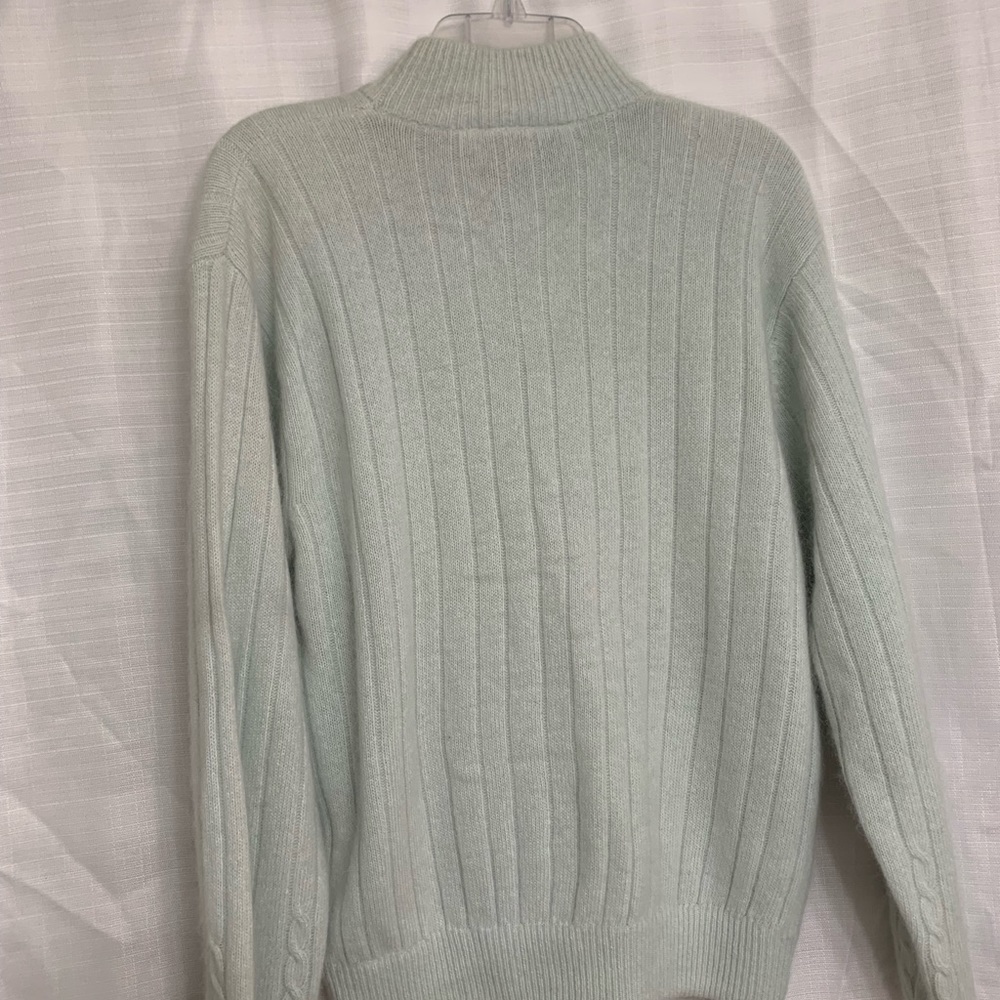 Richard and Company, size small turtleneck sweater